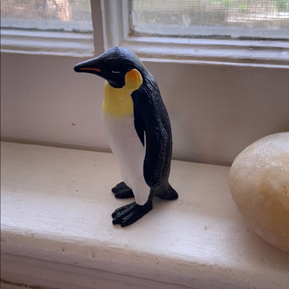 Small Penguin Decor - 2.8”
